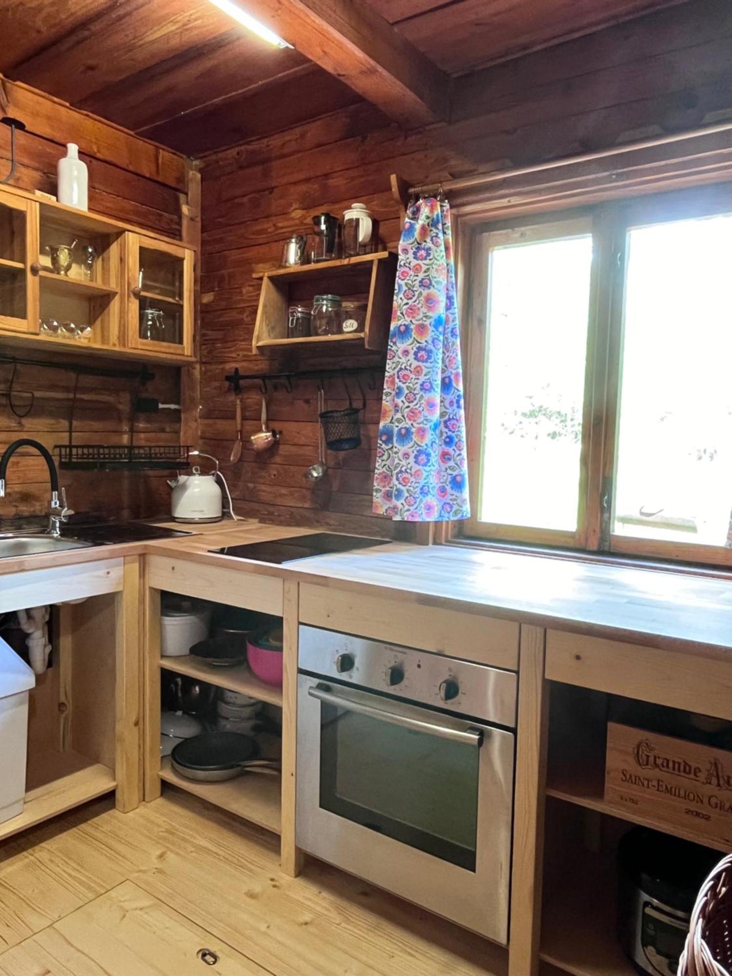 Drewniany Domek Bb Nad Rzeka Powrożnik 外观 照片